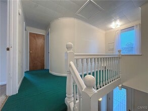 Building Photo - 843 Davidson St