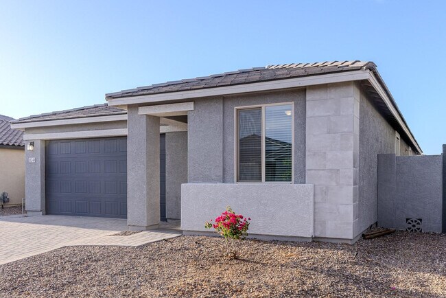 Foto del edificio - 11248 E Unger Ave