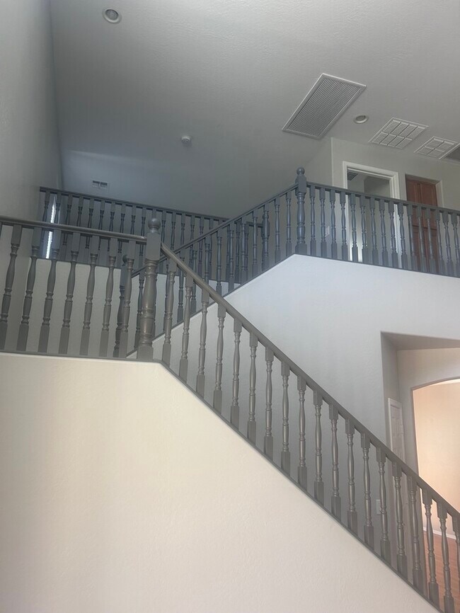 Building Photo - 6609 S 57th Ave