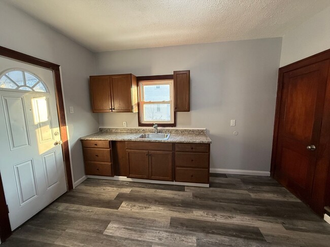 Building Photo - Cleveland Eastside single-family home