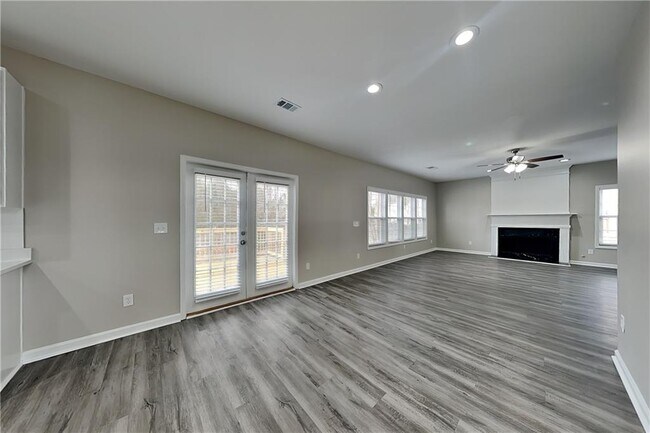 Building Photo - 401 Martin Field Ct