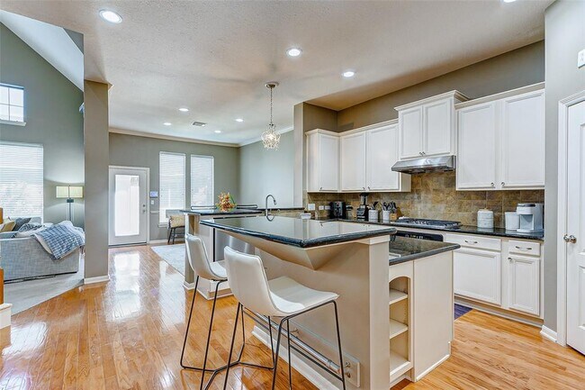 Building Photo - 2614 Arbor Hill Ln