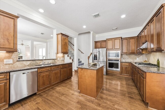 Building Photo - 116 White Dr