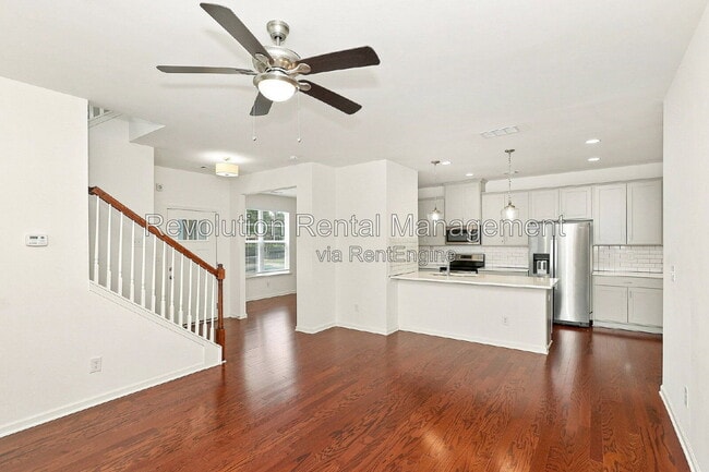 Foto del edificio - 565 Morrow Ln