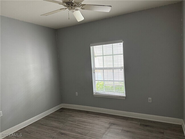 Foto del edificio - 1380 Sweetwater Cove