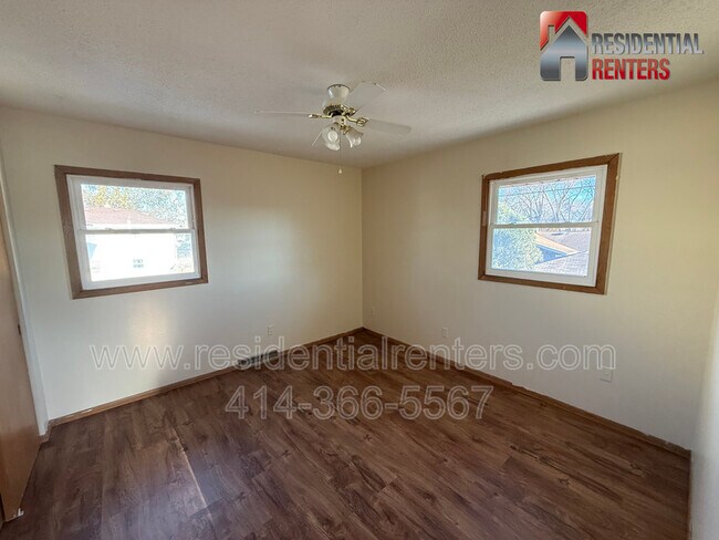 Foto del edificio - 6578 N 73rd St