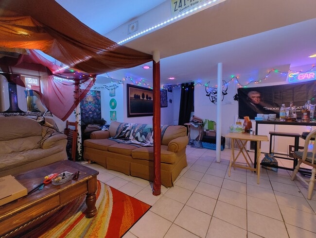 Foto del edificio - 11 Medford St