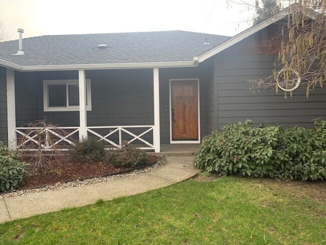 Building Photo - 971-973 Idle Ct