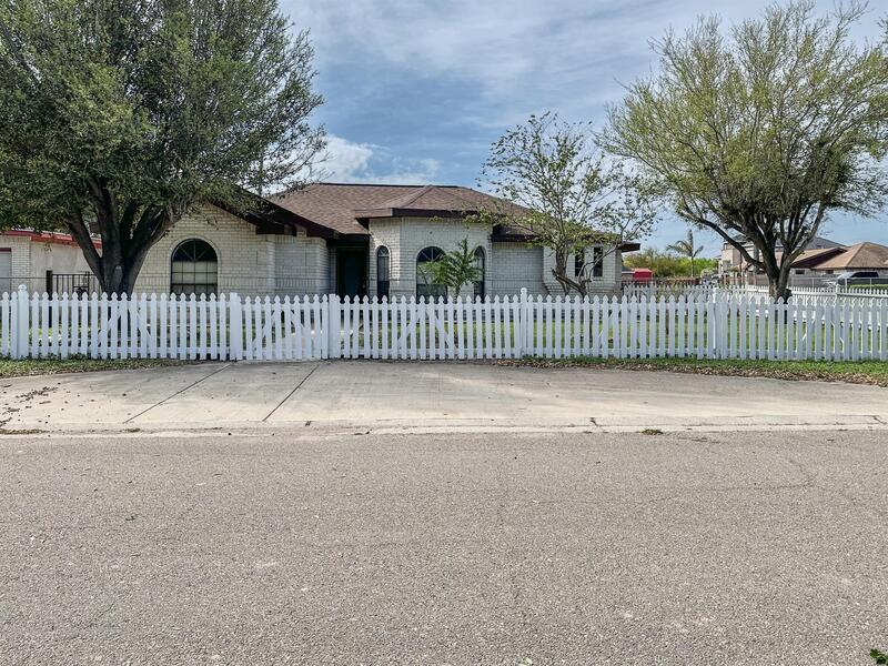 Primary Photo - 2909 La Loma Drive