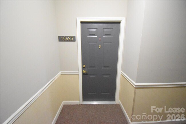 Building Photo - 16423 Golden River Ln