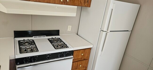 Cocina 1 - 2 Garner Ln