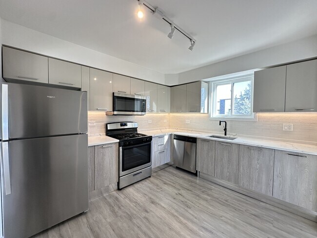 Foto del edificio - 7621 N Sheridan Rd