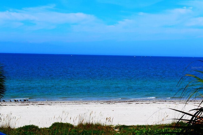 Foto del edificio - 3210 Gulf Blvd