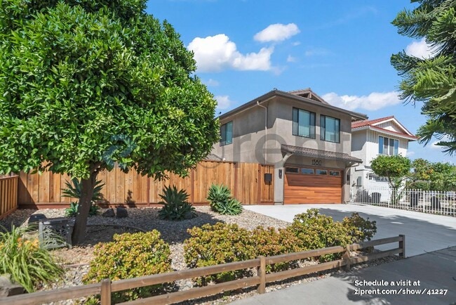 Foto del edificio - 1360 Goldenlake Rd