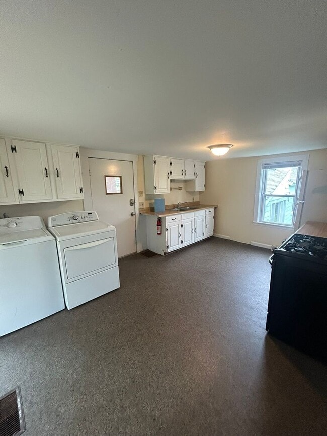 Photo - 79 Chase St Apartment