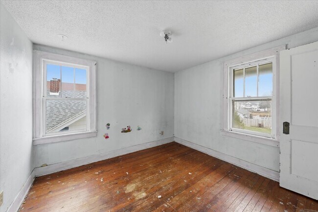 Foto del edificio - 559 Cortlandt Ave