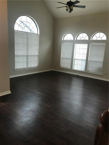 Foto del edificio - 2704 Yorkshire Ct