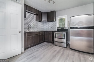 Building Photo - 511 Gresham Park Dr