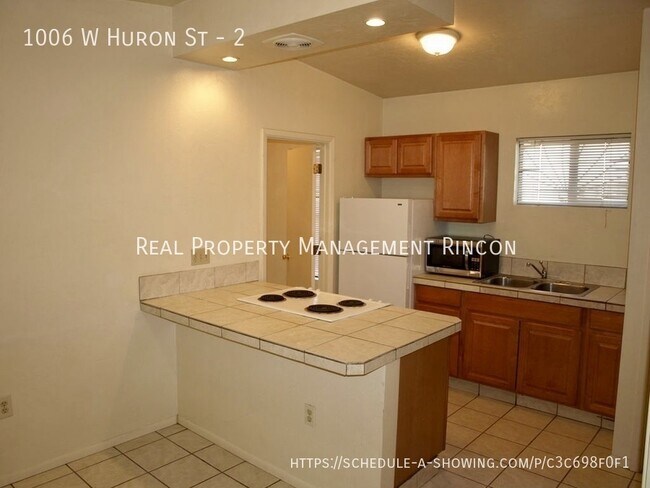 Building Photo - Coming Soon!! Close to Downtown, A Mountai...
