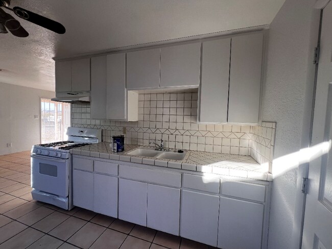 Building Photo - 137 San Carlos St