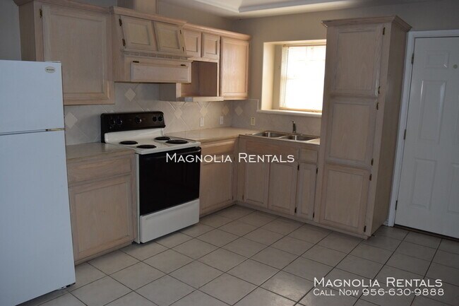 Foto del edificio - 2210 Peridot St