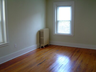 Bedroom 1 - 265 Saint John St