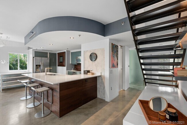 Foto del edificio - 828 3rd St