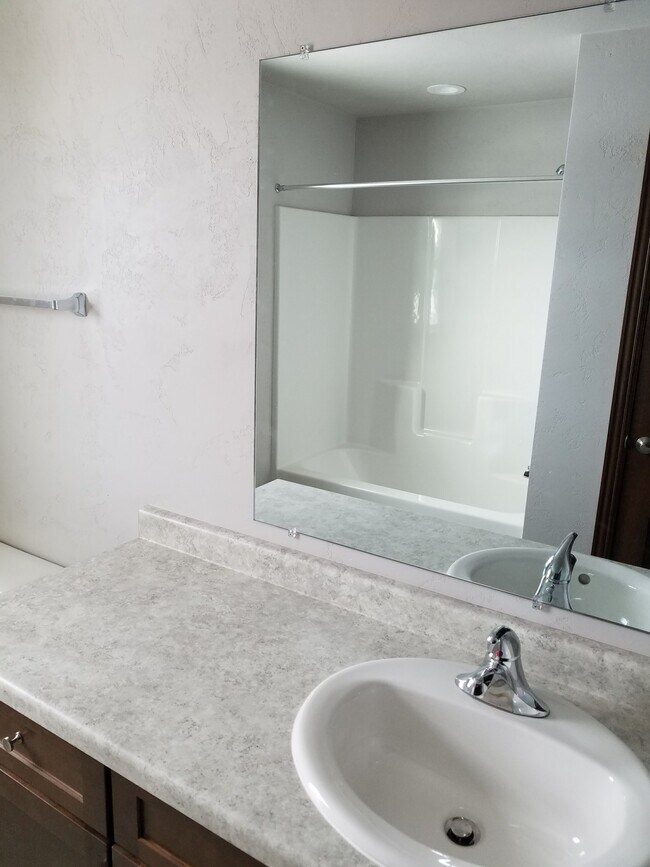 Foto del edificio - 1343 Moon Ridge Ct