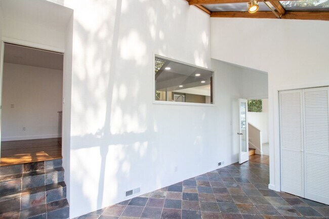 Foto del edificio - 7255 E Mercer Way