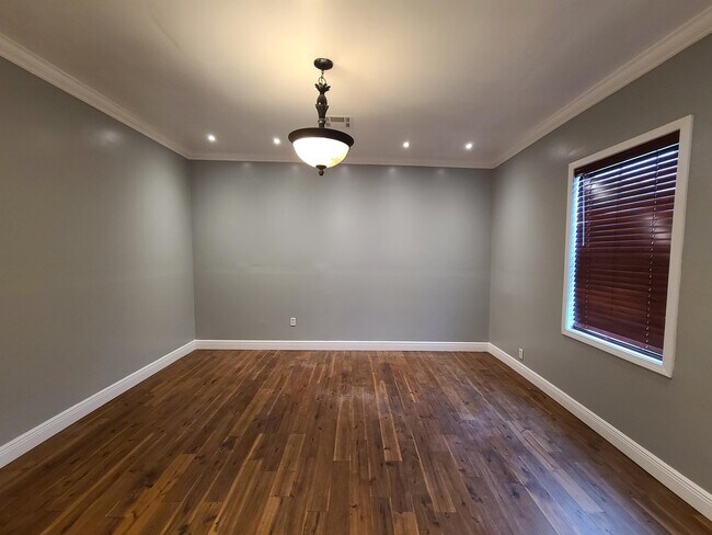Foto del edificio - 1002 Live Oak St