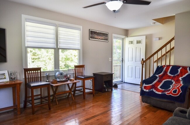 Building Photo - 52 Stockton St