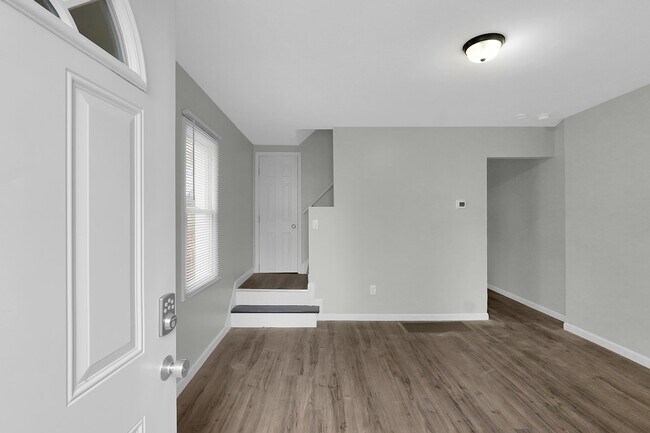 Foto del edificio - 1679 E Whittier St