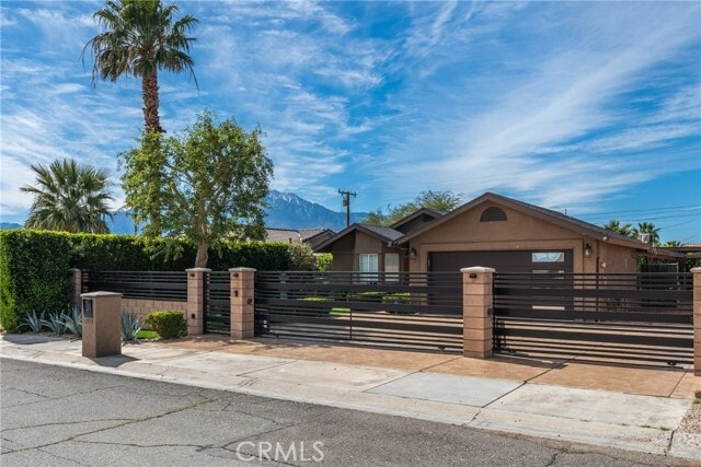 Building Photo - 13815 Del Ray Ln