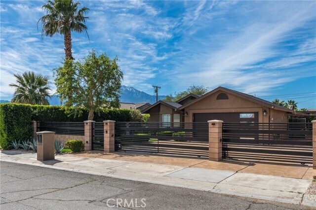 Foto del edificio - 13815 Del Ray Ln