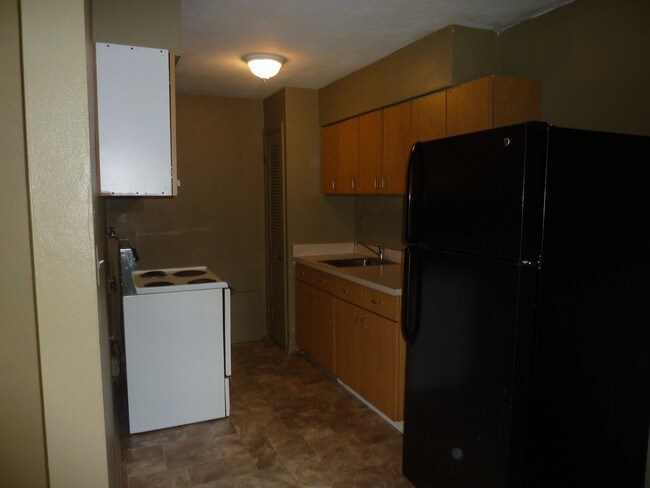 Foto del edificio - 824 E. Stewart Street