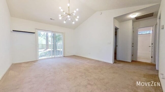 Foto del edificio - 73 Stoney Creek Ln