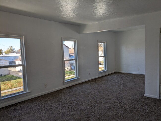 Building Photo - 801 Lafayette Ave