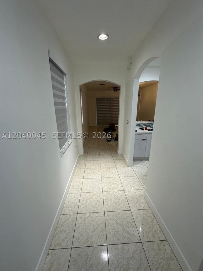 Foto del edificio - 4273 NE 10th Ct