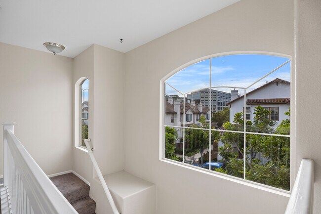 Foto del edificio - 10130 Wateridge Cir