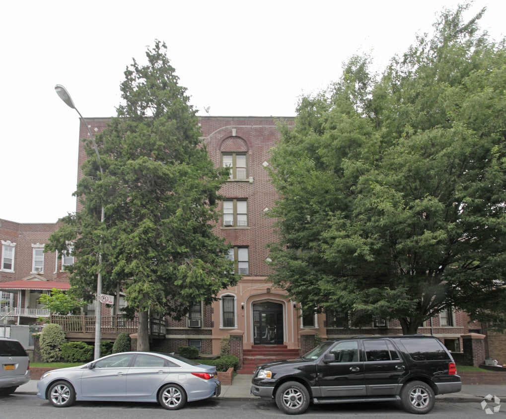 481 Crown Street Apartments - 481 Crown St