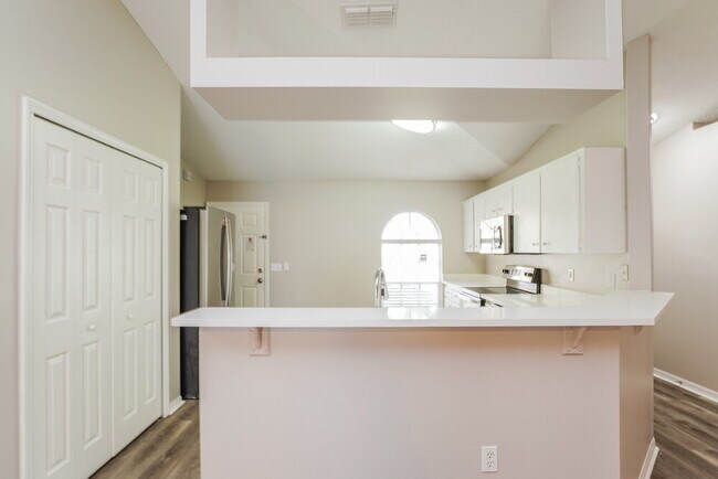 Building Photo - 459 Flamingo Ct