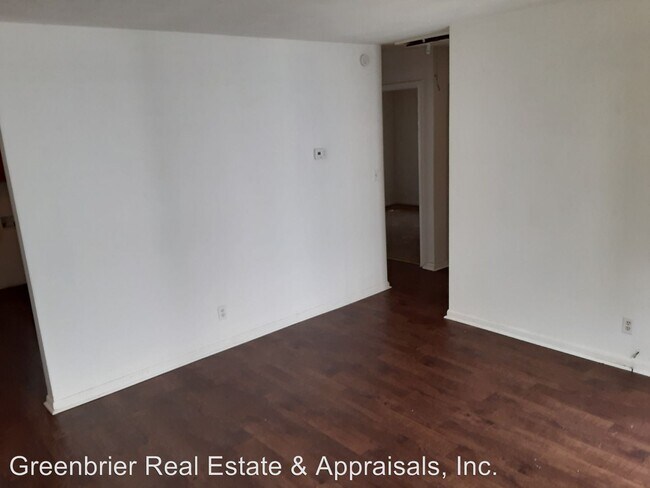 Building Photo - 1411 Chesapeake Ave