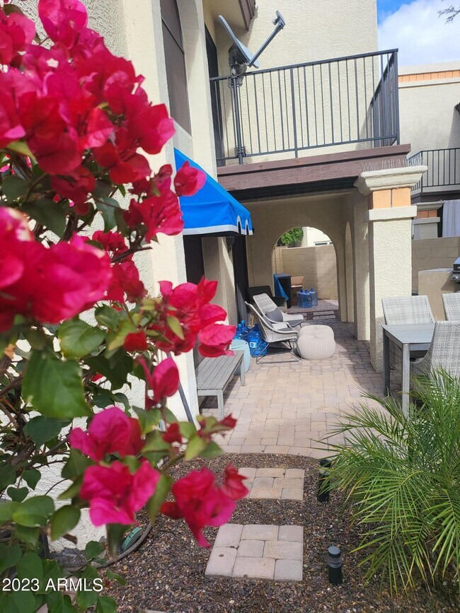 4932 E Siesta Dr, Phoenix, AZ 85044 Townhome Rentals in Phoenix AZ