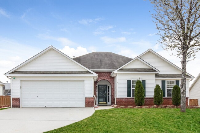 Building Photo - 5280 Yellow Pine Dr