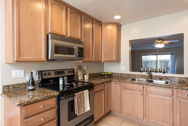 Building Photo - 5707 Baltimore Dr