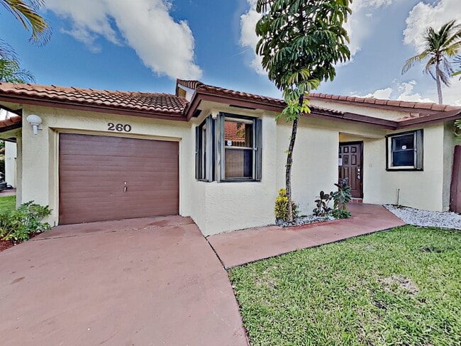 Building Photo - 260 SW 113th Ter