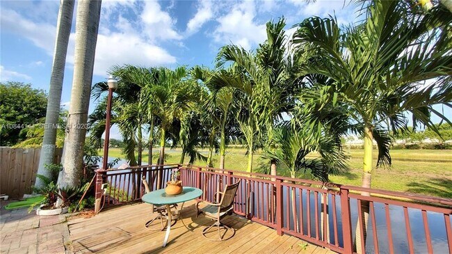 Foto del edificio - 4430 SW 82nd Way