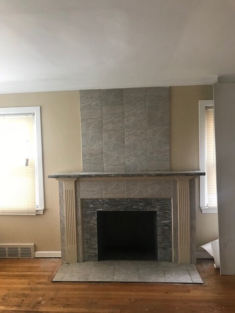 Foto del edificio - Upgraded Westside Bungalow Section 8 Accepted