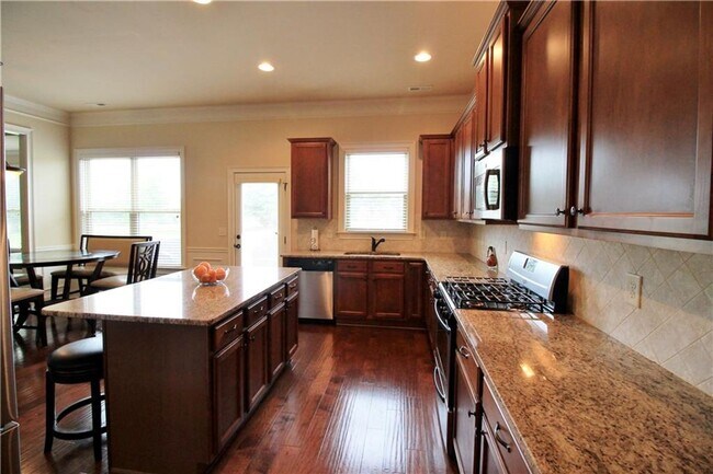 Building Photo - 4030 Rotterdam Pass