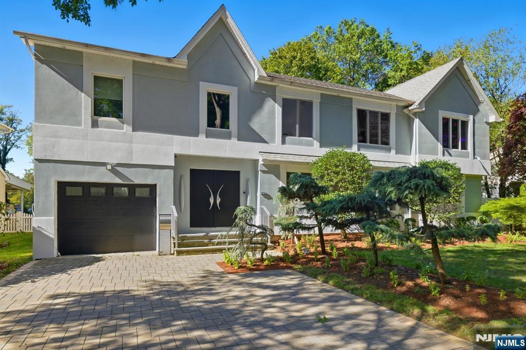 Foto principal - 827 Alden Rd